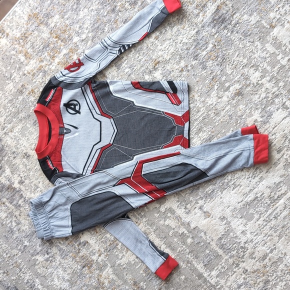 Disney Store Marvel Avengers Endgame PJs Size 8 Pajamas - Picture 2 of 5